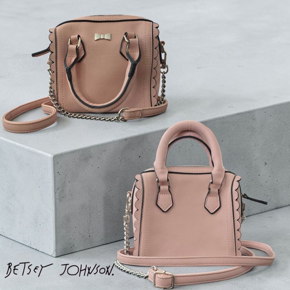 Betsey Johnson Blush Pink Mini Satchel Bow Crossbody Chain Scalloped Bag NWOT